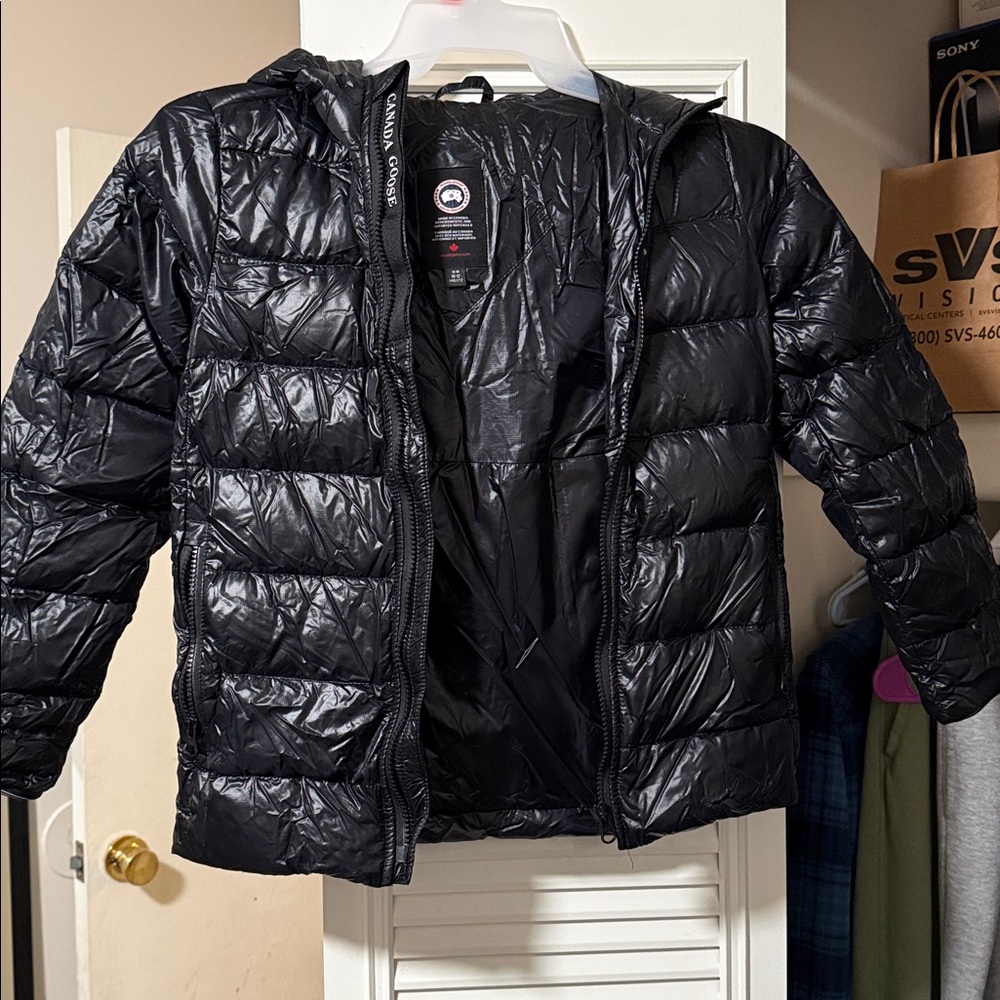 Canada Goose Shiny Black Puffer Jacket for children size medium 10-12